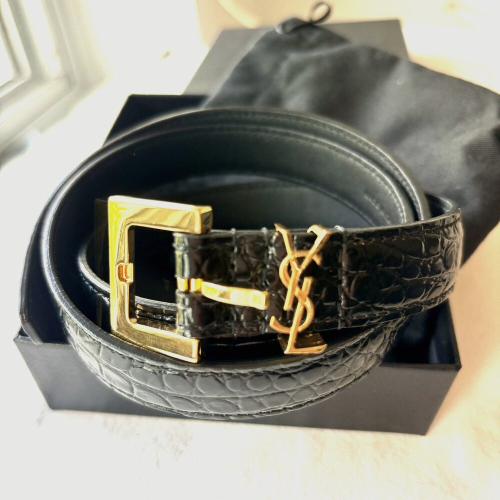 Saint Laurent Skinny Leather Belt